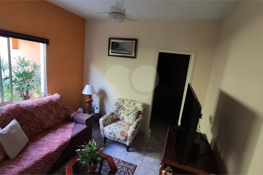 Casa à venda com 4 quartos, sendo 1 suíte, no condomínio Travessa Jacob,38, São Paulo - SP