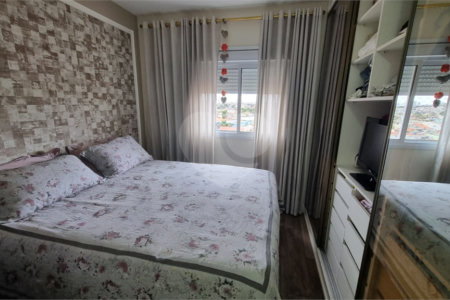 Apartamento à venda com 3 quartos, sendo 1 suíte, em Chácara São João, São Paulo, SP