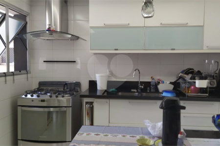 Apartamento à venda com 3 suítes em Jardim Londrina, São Paulo, SP