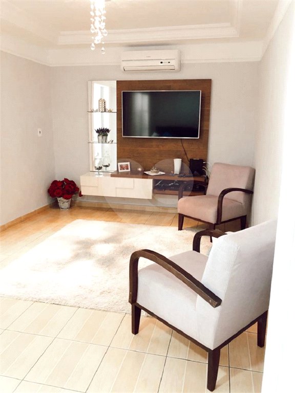 Casa Térrea à venda com 4 quartos em Jardim Santa Lúcia, Campinas, SP