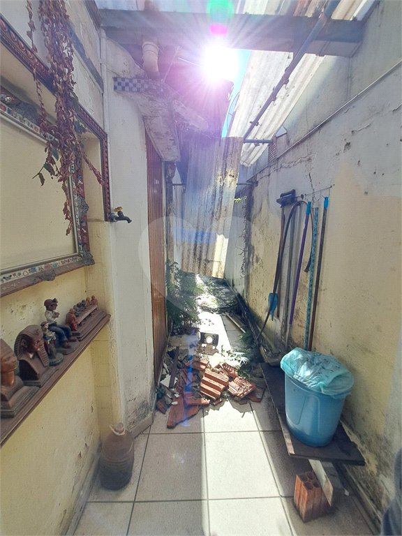 Casa à venda com 3 quartos, sendo 1 suíte, em Vila Constança, São Paulo, SP