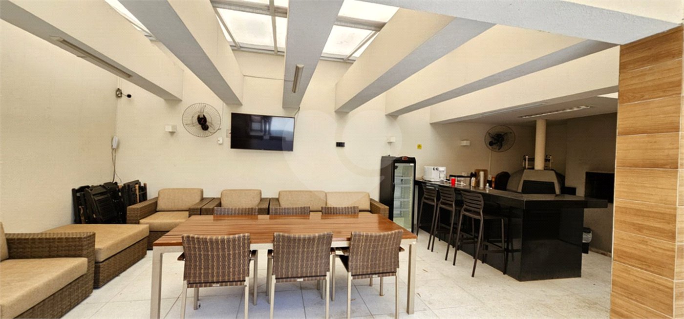Apartamento à venda com 3 quartos, sendo 1 suíte, em Água Branca, São Paulo, SP