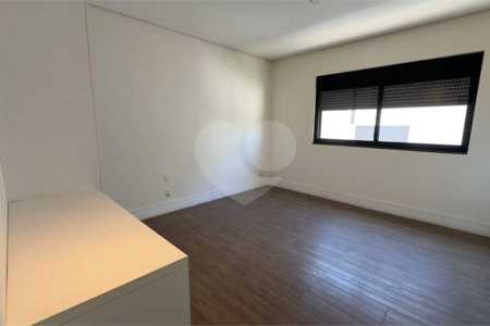 Casa à venda com 6 quartos, sendo 3 suítes, no condomínio Jardim Vila Paradiso, Indaiatuba - SP
