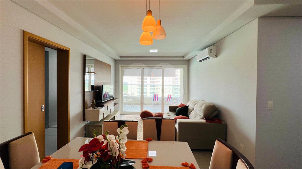 Apartamento à venda com 3 quartos, sendo 1 suíte, em Ribeirão do Lipa, Cuiabá, MT
