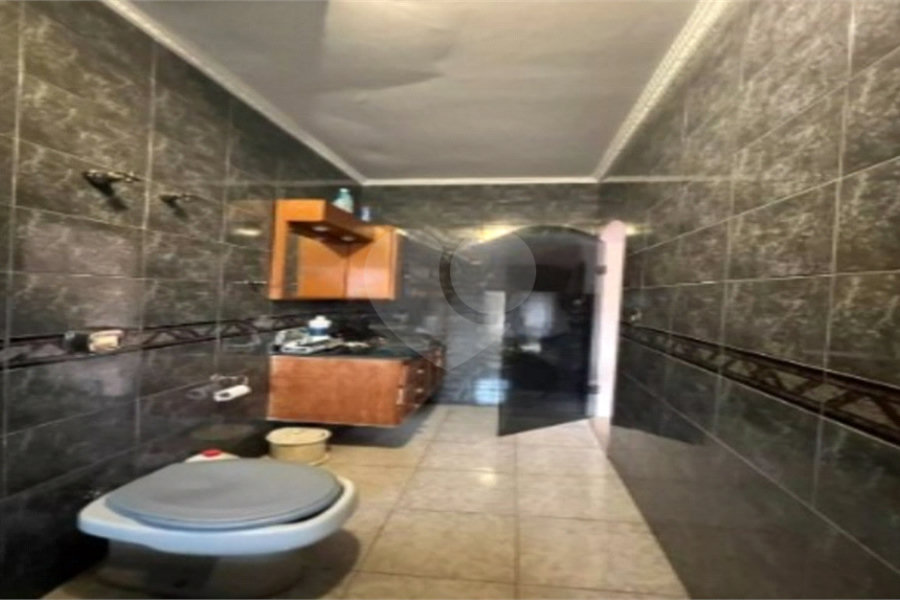 Sobrado à venda com 3 quartos, sendo 1 suíte, em Tremembé, São Paulo, SP
