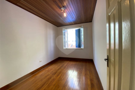 Casa à venda com 2 quartos, sendo 1 suíte, em Aclimação, São Paulo, SP