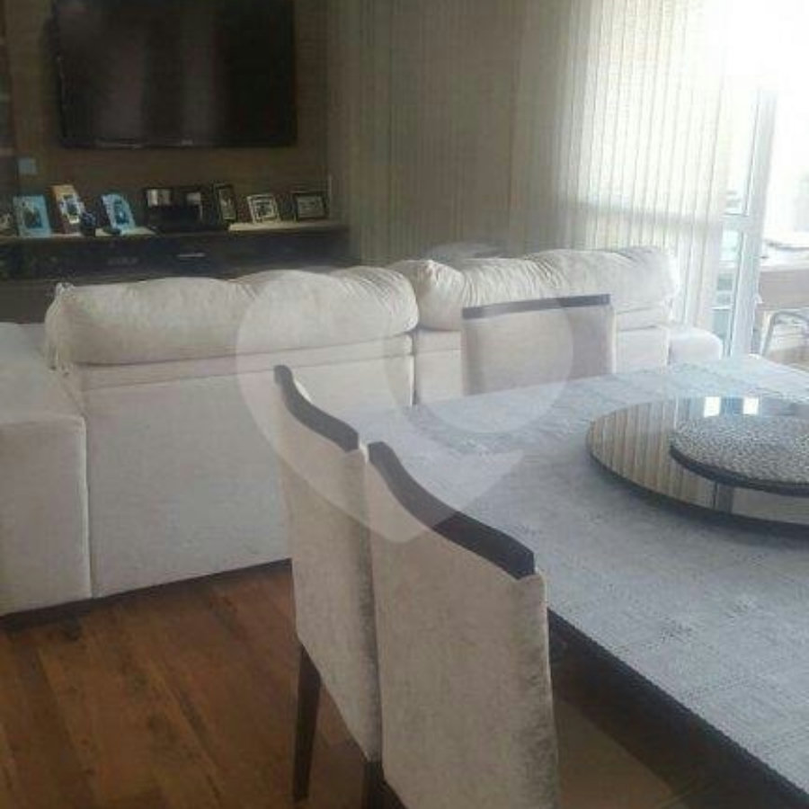Apartamento à venda com 3 quartos, sendo 1 suíte, em Água Branca, São Paulo, SP