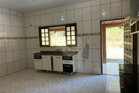 Sítio à venda com 3 suítes, em Jardim Guaçu, São Roque, SP