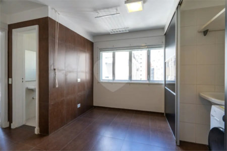 Apartamento à venda com 3 quartos, sendo 1 suíte, em Itaim Bibi, São Paulo, SP