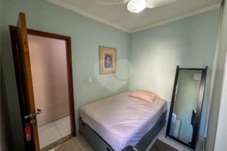 Casa à venda com 3 quartos, sendo 1 suíte, em Ipiranga, São Paulo, SP