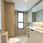 Apartamento à venda ou para alugar com 3 suítes em Moema, São Paulo, SP