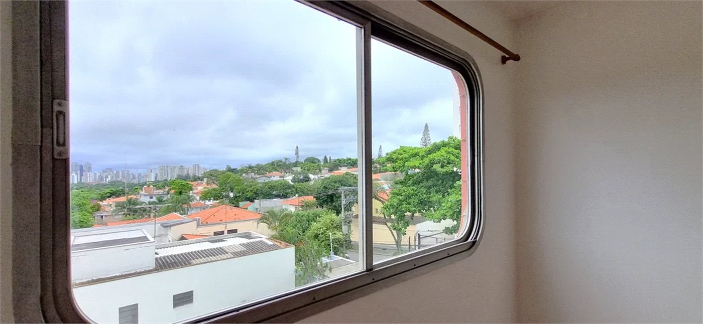 Apartamento à venda com 1 suíte em Vila Alexandria, São Paulo, SP