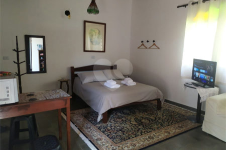 Sítio à venda com 6 quartos, sendo 5 suítes,  em Curral, Ibiúna, SP