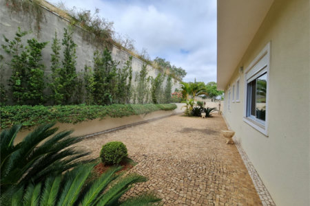 Casa à venda ou para alugar com 4 suítes no condomínio Residencial Jardim Primavera, Louveira - SP