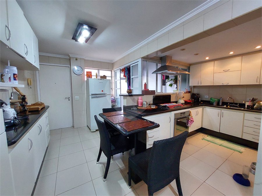Apartamento à venda com 3 quartos, sendo 1 suíte, em Perdizes, São Paulo, SP
