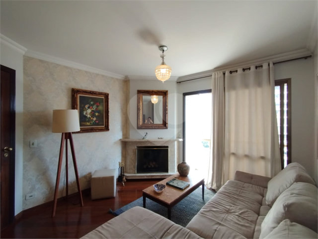 Apartamento para alugar com 3 quartos, sendo 1 suíte,  em Morumbi, São Paulo, SP