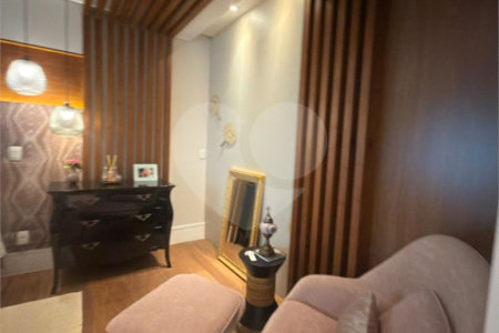 Apartamento à venda com 3 suítes em Santa Teresinha, São Paulo, SP