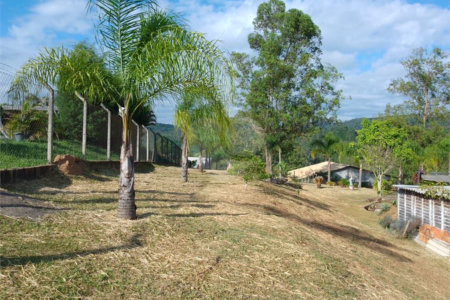 Chácara à venda com 2 quartos em Recanto das Acácias, São Roque, SP