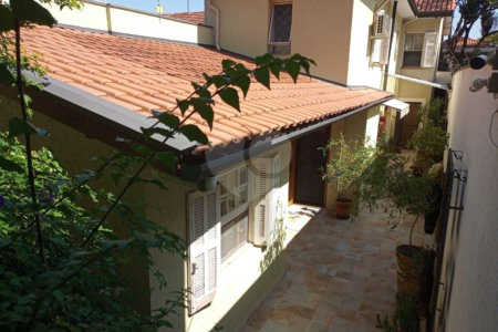Casa à venda com 3 quartos, sendo 1 suíte,  em Vila Monumento, São Paulo, SP