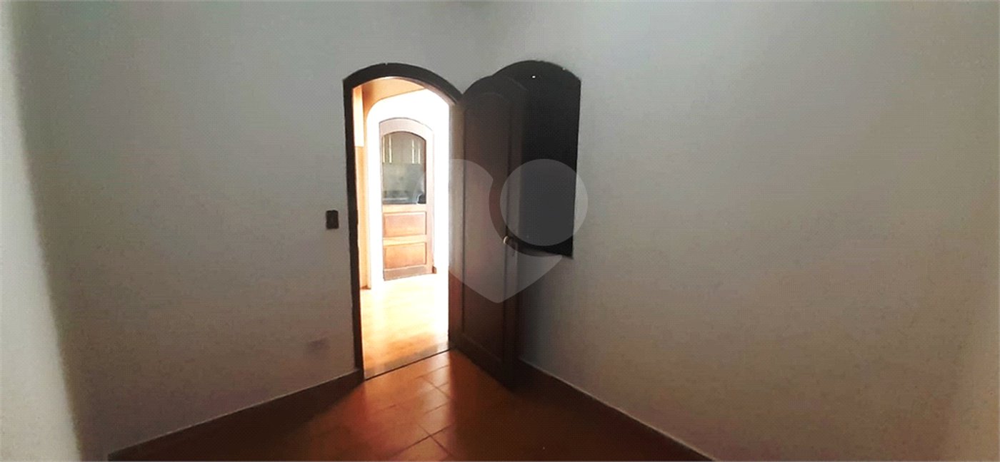 Sobrado à venda com 4 quartos, sendo 2 suítes,  em Vila Maria, São Paulo, SP