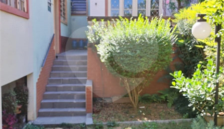 Casa à venda com 3 quartos, sendo 2 suítes, em Indianópolis, São Paulo, SP