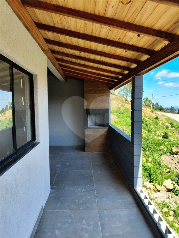 Casa à venda com 2 quartos no condomínio Águas de São Pedro, Mairiporã - SP