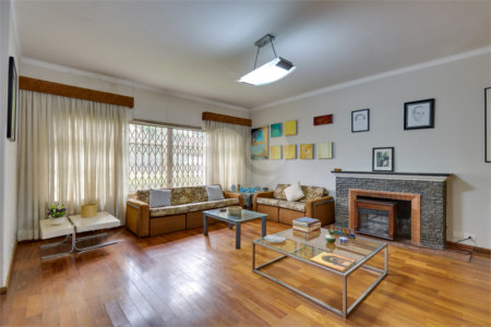 Casa Térrea à venda ou para alugar com 5 quartos, sendo 2 suítes, em Granja Julieta, São Paulo, SP