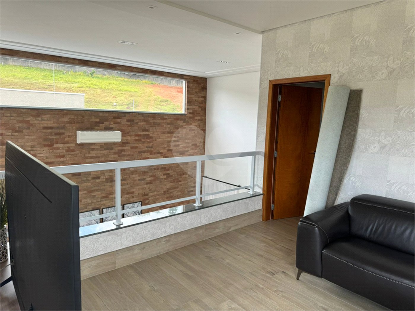 Casa à venda com 4 suítes no condomínio Itaporã, Atibaia - SP