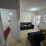Casa com edícula no Abdelnur.
