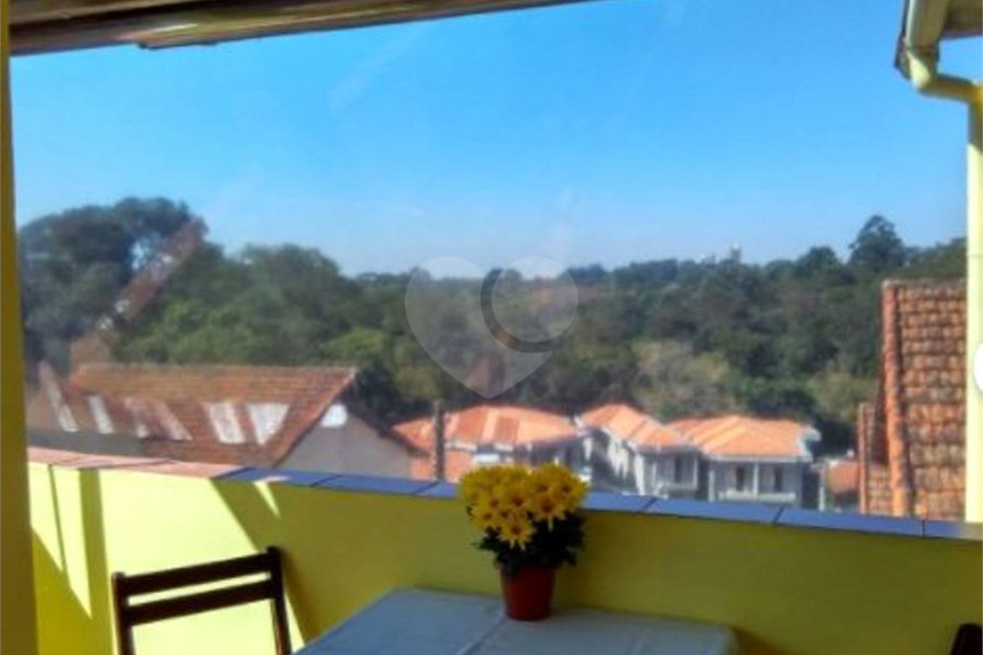 Sobrado à venda com 3 quartos, sendo 1 suíte, em Horto, São Paulo, SP