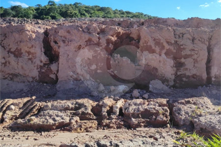 Terreno à venda no condomínio Portal Lamis, Bom Jesus dos Perdões - SP