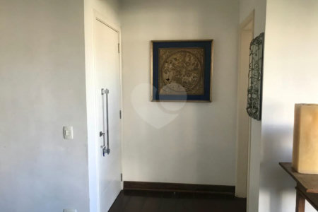 Apartamento à venda com 3 suítes em Conjunto Residencial Morumbi, São Paulo, SP
