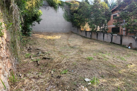 Terreno à venda em Jardim Sílvia (zona Oeste), São Paulo, SP