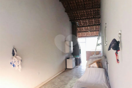 Casa à venda com 4 quartos, sendo 1 suíte,  em Jardim Marica, Mogi das Cruzes, SP