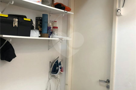 Apartamento à venda com 4 quartos, sendo 3 suítes, em Alto da Boa Vista, São Paulo, SP