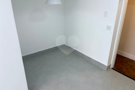 Apartamento à venda com 2 quartos em Indianópolis, São Paulo, SP