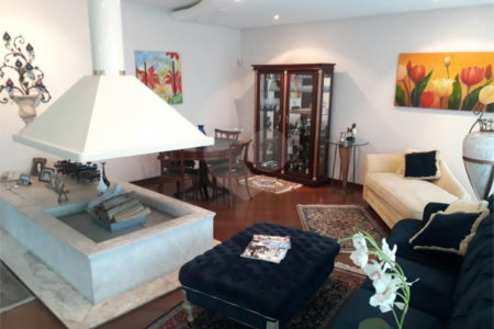 Casa à venda com 5 suítes em Jardim Franca, São Paulo, SP