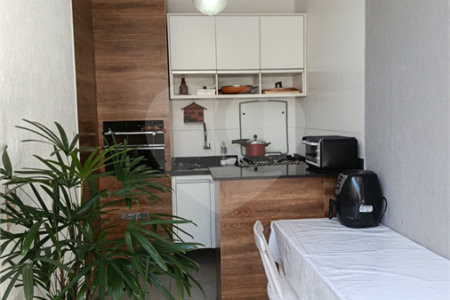 Sobrado à venda com 3 quartos, sendo 1 suíte, em Vila Prudente, São Paulo, SP