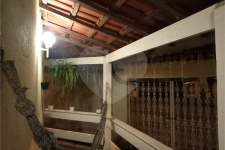 Casa Térrea à venda com 3 quartos em Jardim Santa Bárbara, Sorocaba, SP