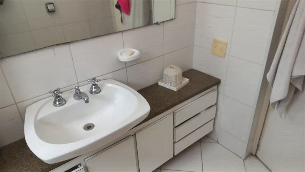 Cobertura à venda com 3 quartos, sendo 1 suíte,  em Vila Pirajussara, São Paulo, SP