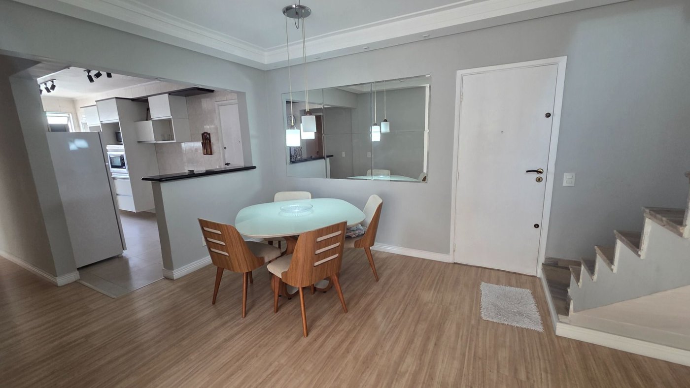 Cobertura com 3 dormitórios à venda, 262 m² por R$ 1.800.000,00 - Pompéia - Santos/SP