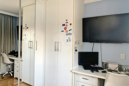 Apartamento à venda com 4 suítes em Alto da Boa Vista, São Paulo, SP