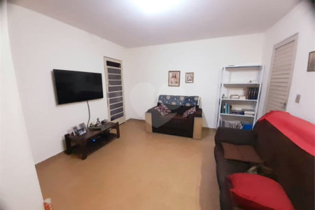 Casa térrea a venda na Vila Brasilia