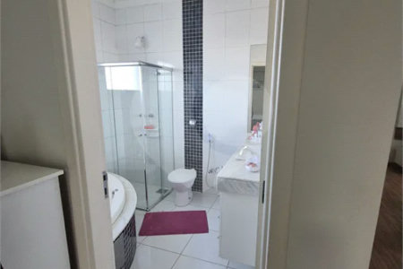 Belíssima Residência de 267 m² com Lazer Privativo no Condomínio Terras do Oriente – Valinhos