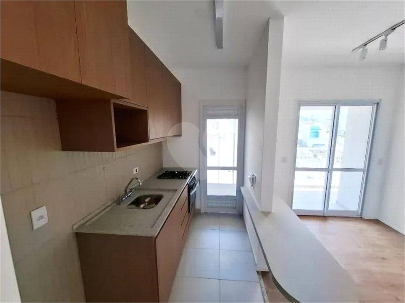 Apartamento com 1 quarto e 1 vaga para locação na Liberdade próximo ao Hospital A. C. Camargo na Liberdade!