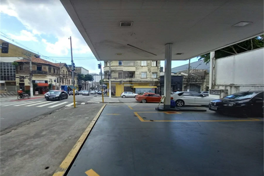 Espaço ideal para posto de gasolina, farmácia e loja no Bom Retiro