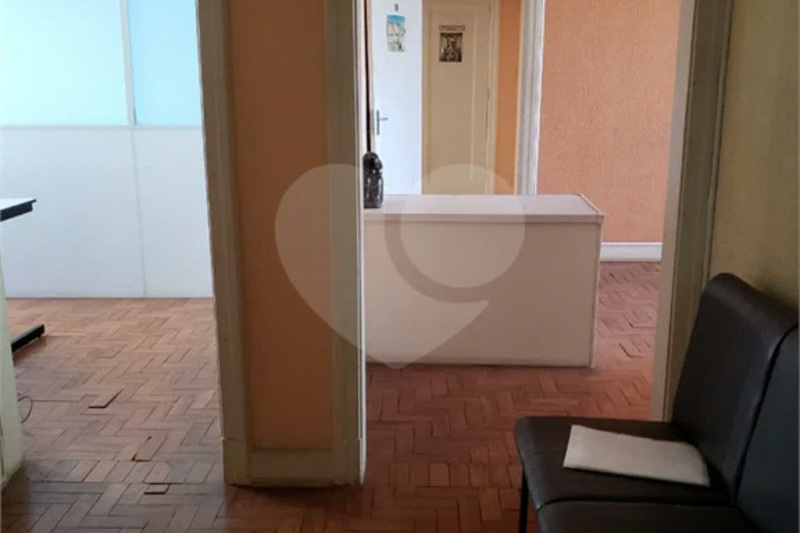 Apartamento de 80m2 à venda com 2 dormitórios e terraço no Centro