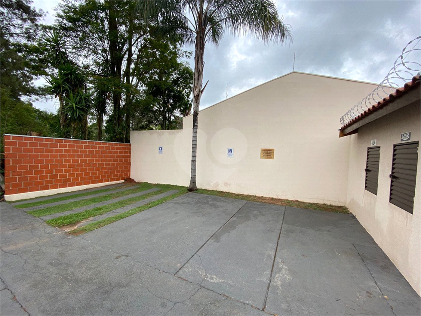 Casa Térrea no Condomínio Residencial São Domingos
