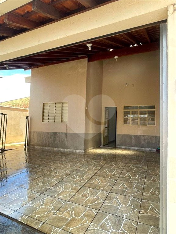 Casa à venda com 2 quartos, sendo 1 suíte, em Jardim Victório Antônio de Santi II, Araraquara, SP