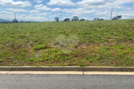Terreno à venda no condomínio Elementum, Atibaia - SP